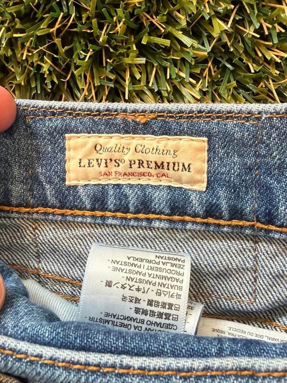 Vintage 1980’s Big E Levi’s 505 Premium Jeans Men’s Size 32x30 - Picture 4 of 8